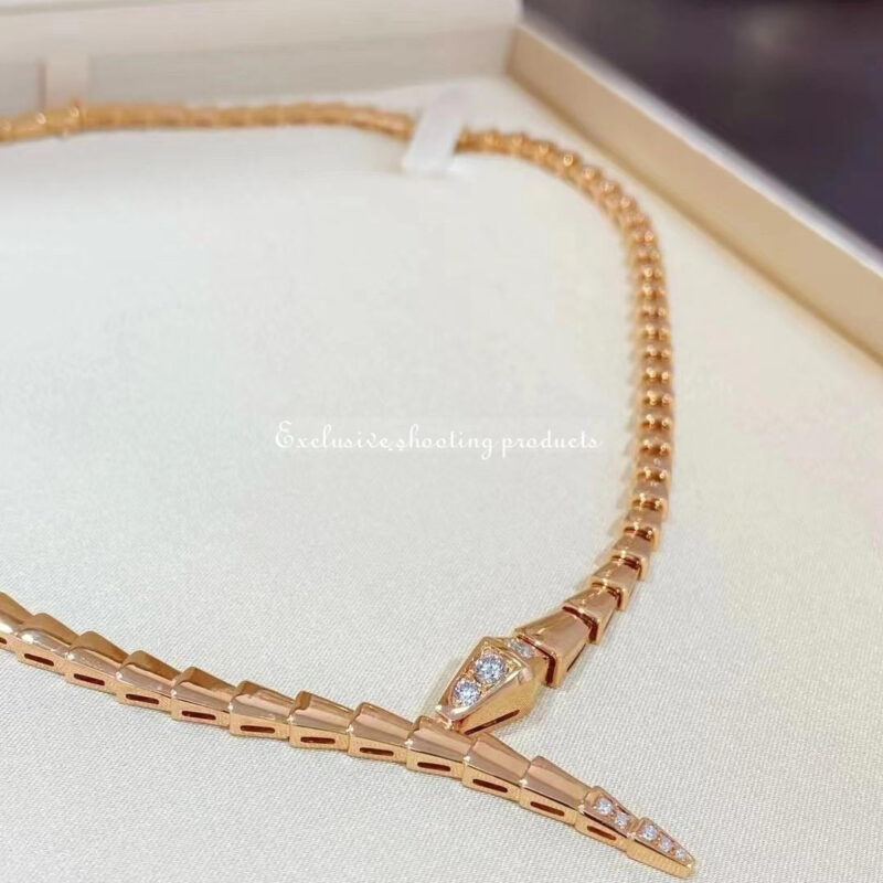 Bulgari Serpenti Viper 357864 18 kt rose gold necklace set with demi-pavé diamonds 13