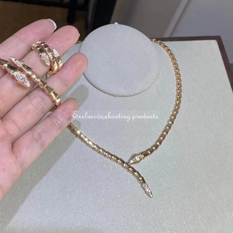 Bulgari Serpenti Viper 357864 18 kt rose gold necklace set with demi-pavé diamonds 11