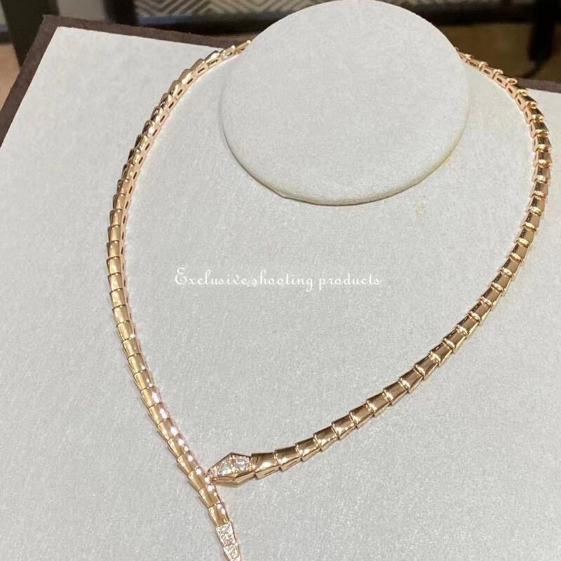 Bulgari Serpenti Viper 357864 18 kt rose gold necklace set with demi-pavé diamonds 7