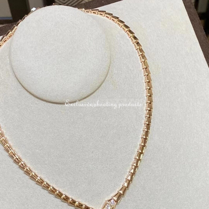 Bulgari Serpenti Viper 357864 18 kt rose gold necklace set with demi-pavé diamonds 6