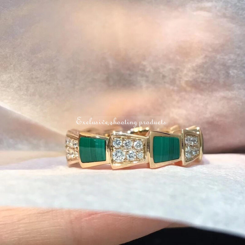 Bulgari Serpenti Viper 355032 18 kt rose gold ring set with malachite elements and pavé diamonds 3