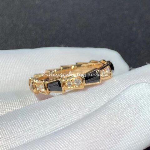 Bulgari Serpenti Viper AN858710 18 kt rose gold thin ring set with onyx elements and pavé diamonds ring 5
