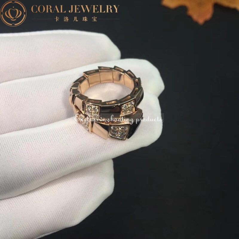 Bulgari Serpenti 345222 Viper one-coil ring in 18 kt rose gold set with black onyx elements and demi pavé diamonds 10
