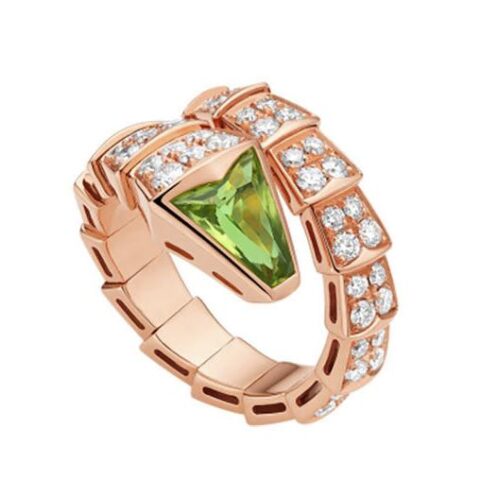 Bulgari AN856157 Serpenti Viper one-coil ring in 18 kt rose gold set with peridot elements and pavé diamonds 2