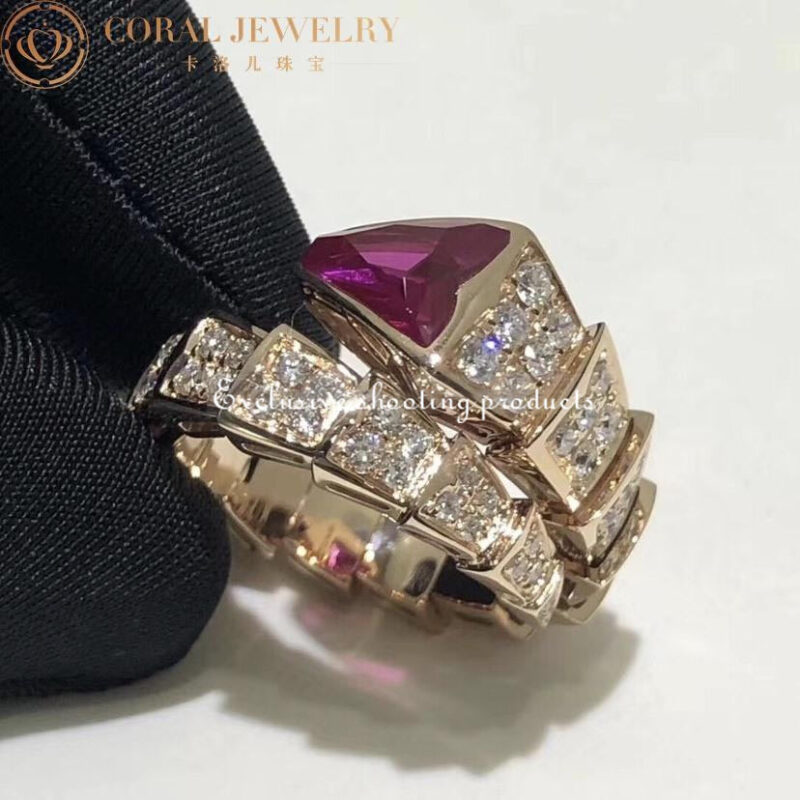 Bulgari 347594-RG Serpenti Viper ring in 18 kt rose gold set with full pavé diamonds and a rubellite on the head 3