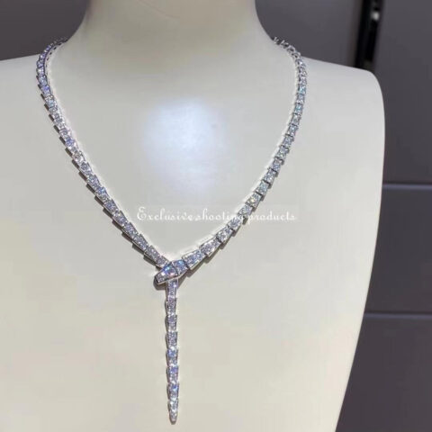 Bulgari Serpenti 351090 Viper slim necklace in 18 kt white gold set with full pavé diamonds 16