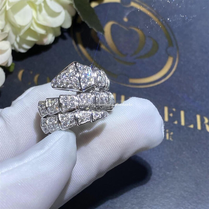 Bulgari Serpenti 345227 Viper two-coil ring in 18 kt white gold set with full pavé diamonds 4