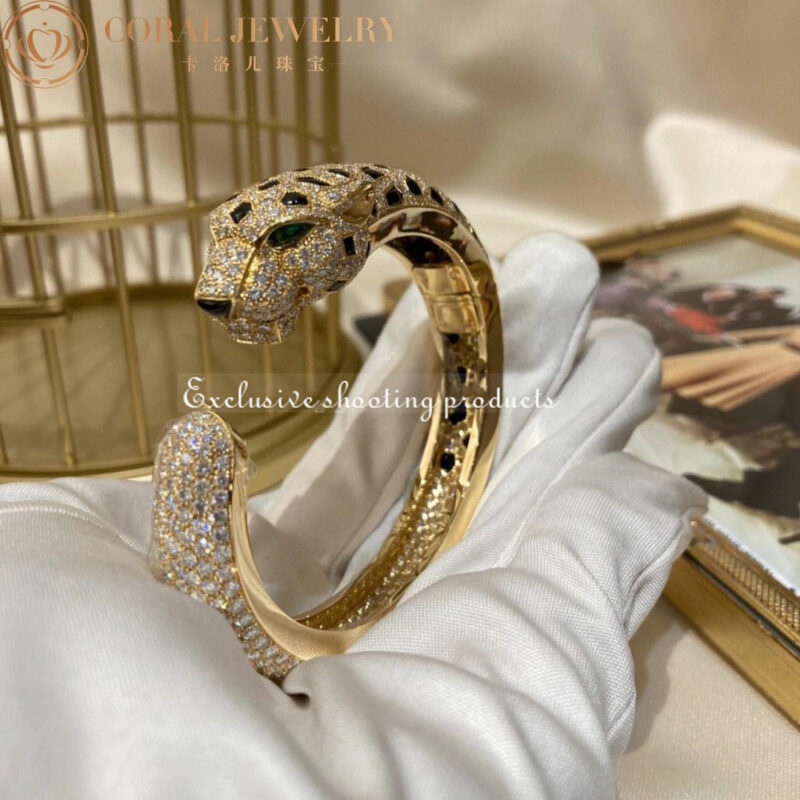 Cartier Panthère De H6013117 Cartier Bracelet 18K Gold Diamond Onyx Emerald 2