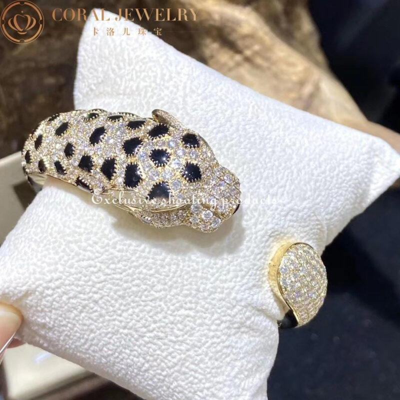 Cartier Panthère De H6013117 Cartier Bracelet 18K Gold Diamond Onyx Emerald 17