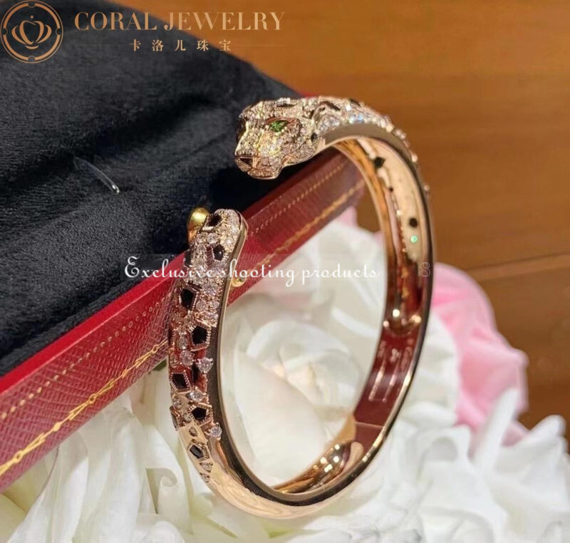 Cartier Panthère De N6715517 Cartier Bracelet 18K Gold Diamond Onyx Emerald 2