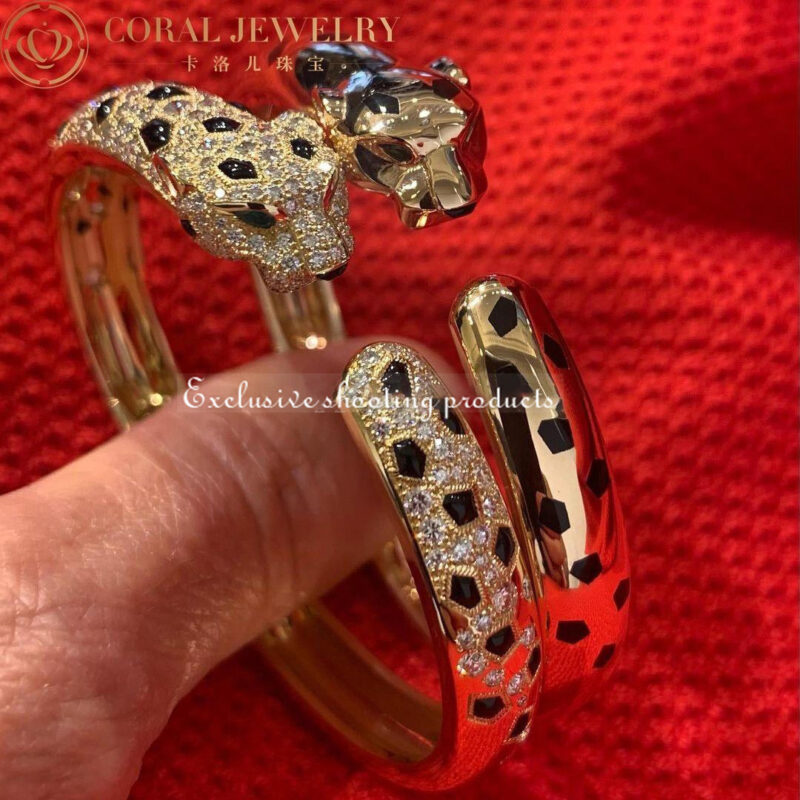 Cartier Panthère De N6715217 Cartier Bracelet 18K Yellow Gold Black Lacquer Tsavorite Garnets Onyx 2