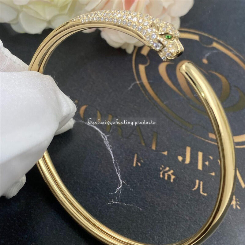 Cartier Panthère De N6717817 Cartier Bracelet Yellow Gold Onyx Emeralds Diamonds 5