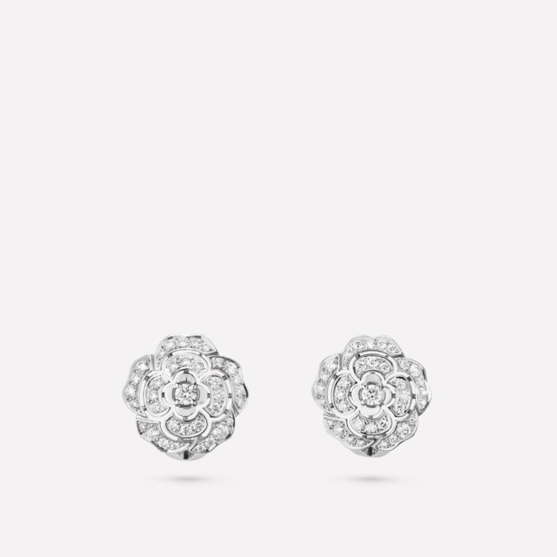 Chanel Bouton de J12072 Camélia Earrings 18k White Gold Diamonds 1