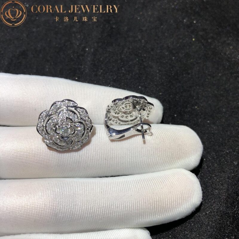 Chanel Bouton de J12072 Camélia Earrings 18k White Gold Diamonds 4