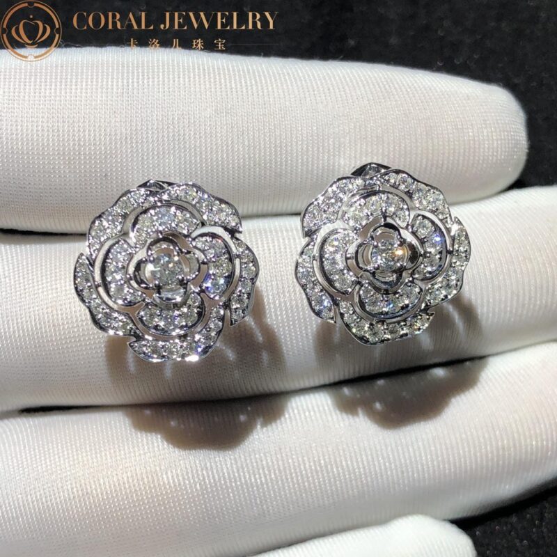 Chanel Bouton de J12072 Camélia Earrings 18k White Gold Diamonds 3