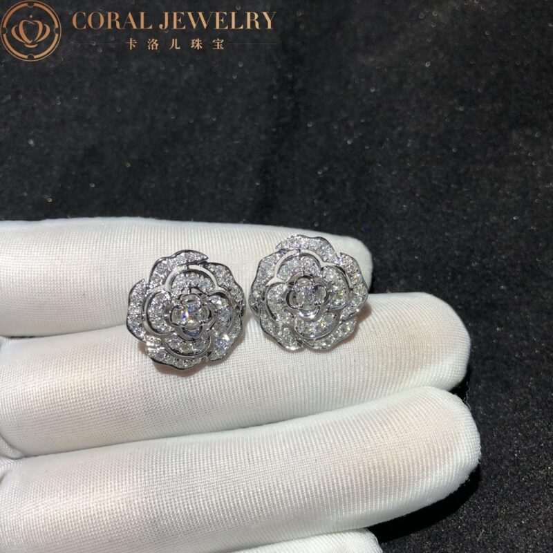 Chanel Bouton de J12072 Camélia Earrings 18k White Gold Diamonds 2