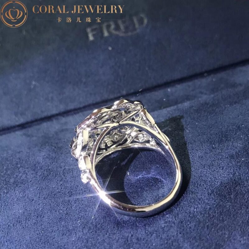 Chanel Bouton de Camélia J11182 Ring 18k White Gold Diamonds 5