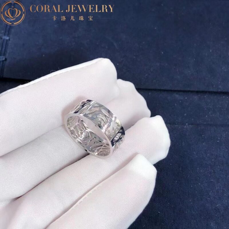 Chanel Camélia Ajouré J3398 Ring in White Gold 4