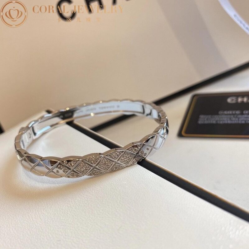 Chanel Coco Crush J11162 Bracelet Quilted Motif 18k White Gold Diamonds 3