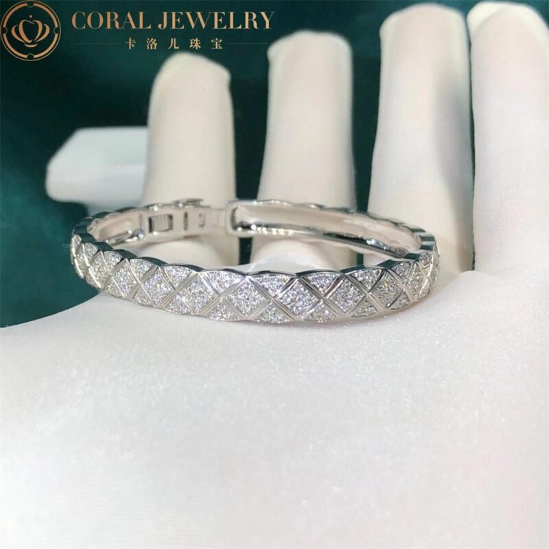 Chanel Coco Crush J11903 Bracelet Quilted Motif 18k White Gold Diamonds 7