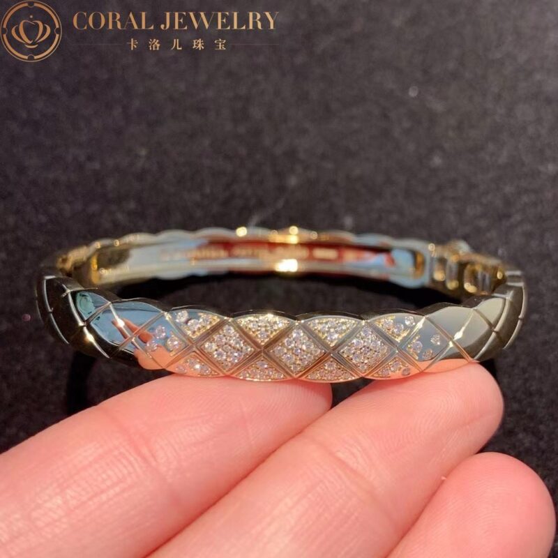 Chanel Coco Crush J11140 Bracelet Quilted Motif 18k Yellow Gold Diamonds 10