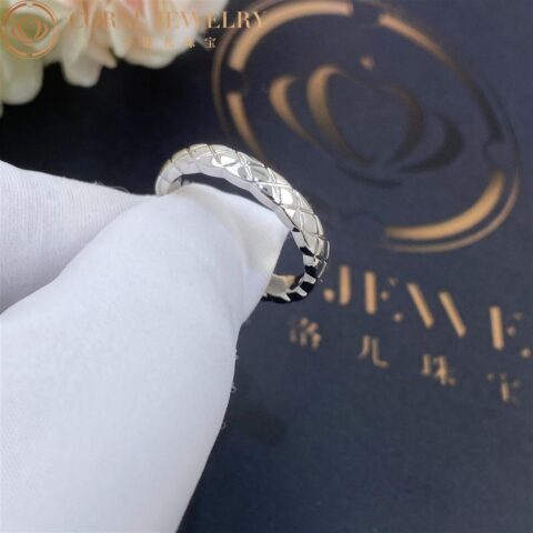 Chanel Coco Crush Ring J11793 Quilted Motif Mini Version 18k White Gold 5