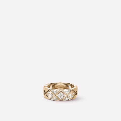 Chanel Coco Crush J11101 Ring Quilted Motif Small Version 18k Beige Gold Diamonds 1
