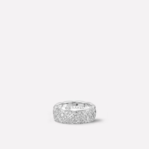Chanel Coco Crush J12093 Ring Quilted Motif Small Version 18k White Gold Diamonds 1