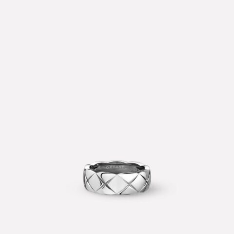 Chanel Coco Crush Ring J10570 Quilted Motif Small Version 18k White Gold 1