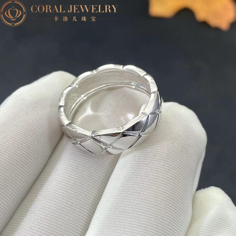 Chanel Coco Crush Ring J10570 Quilted Motif Small Version 18k White Gold 4
