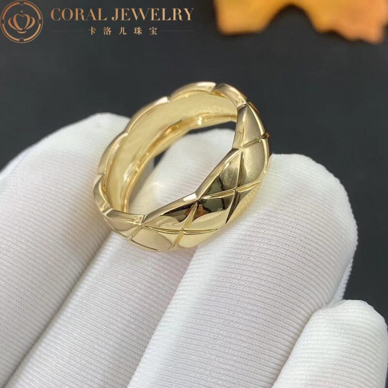 Chanel Coco Crush J10571 Ring Quilted Motif Small Version 18k Yellow Gold 7