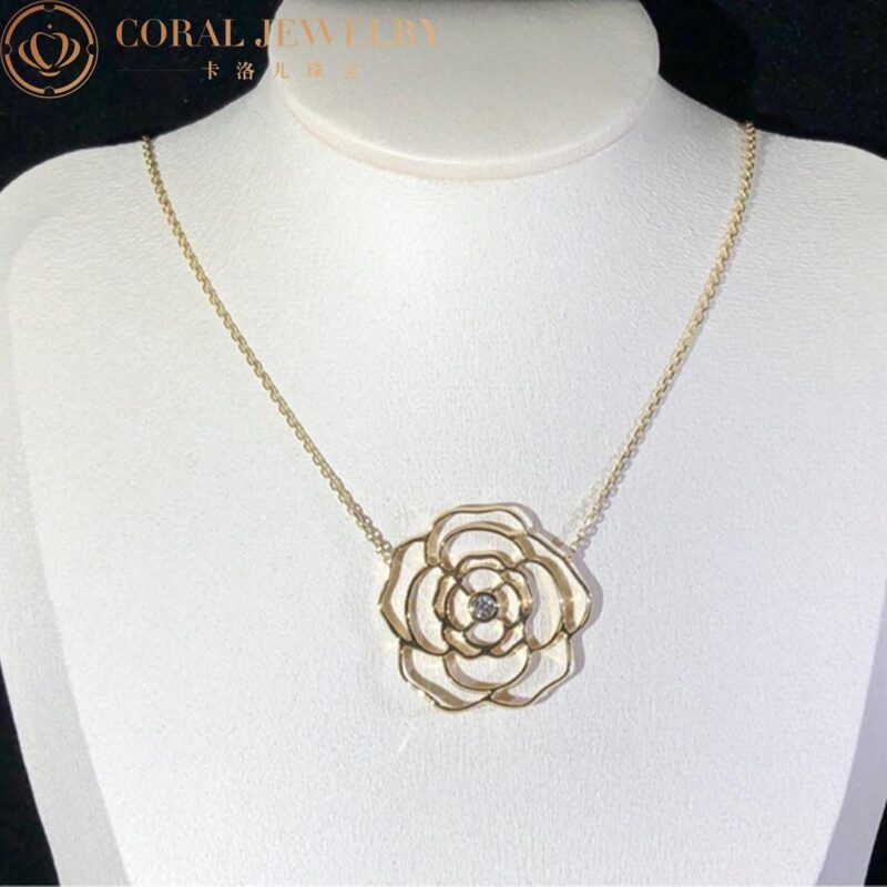 Chanel Pétales de Camélia J11668 Necklace 18k Yellow Gold Diamonds 6