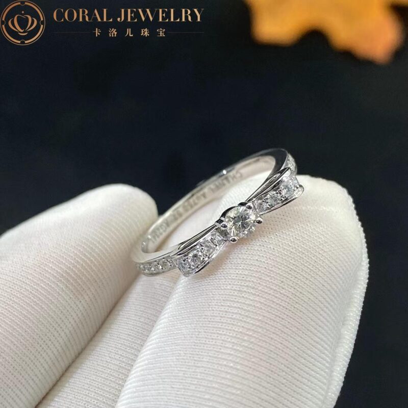 Chanel Ruban Ring J3412 18k White Gold Center Diamond Ring 4