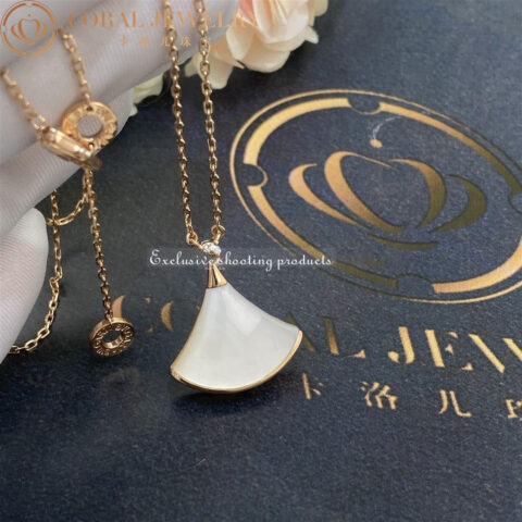 Bulgari Divas’ Dream 350062 Necklace Rose Gold Mother-of-pearl and Diamonds 14