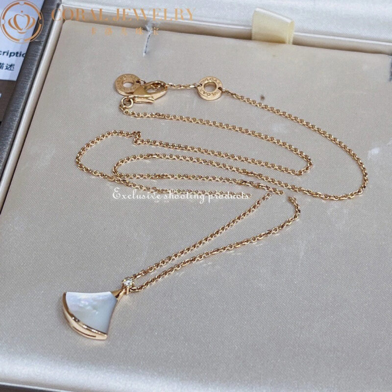 Bulgari Divas’ Dream 350581 Necklace Rose Gold Mother-of-pearl and Diamonds 2