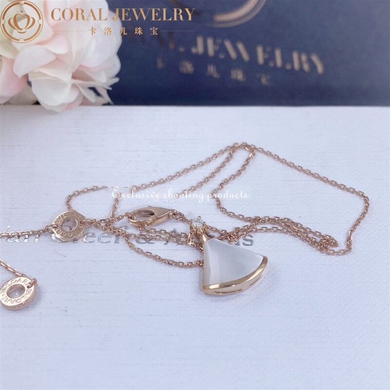 Bulgari Divas’ Dream 350581 Necklace Rose Gold Mother-of-pearl and Diamonds 10