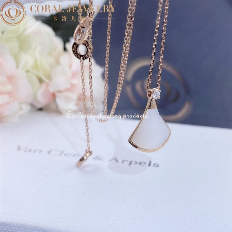 Bulgari Divas’ Dream 350581 Necklace Rose Gold Mother-of-pearl and Diamonds 9