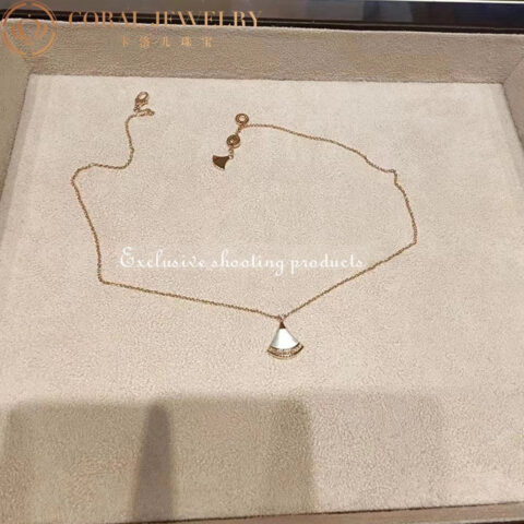 Bulgari Divas’ Dream 358365 Necklace Rose Gold Mother-of-pearl and Diamonds 15