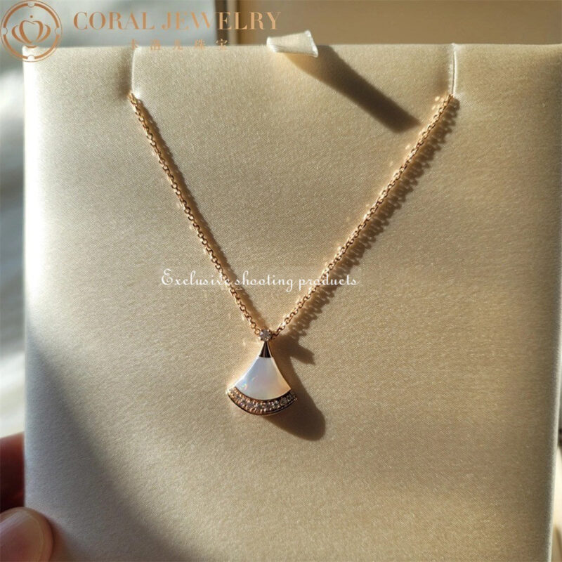 Bulgari Divas’ Dream 358365 Necklace Rose Gold Mother-of-pearl and Diamonds 12