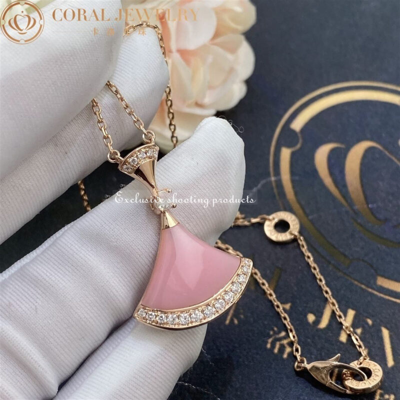 Bulgari Divas’ Dream 354340 Necklace Rose Gold Pink Opal and Diamonds 4