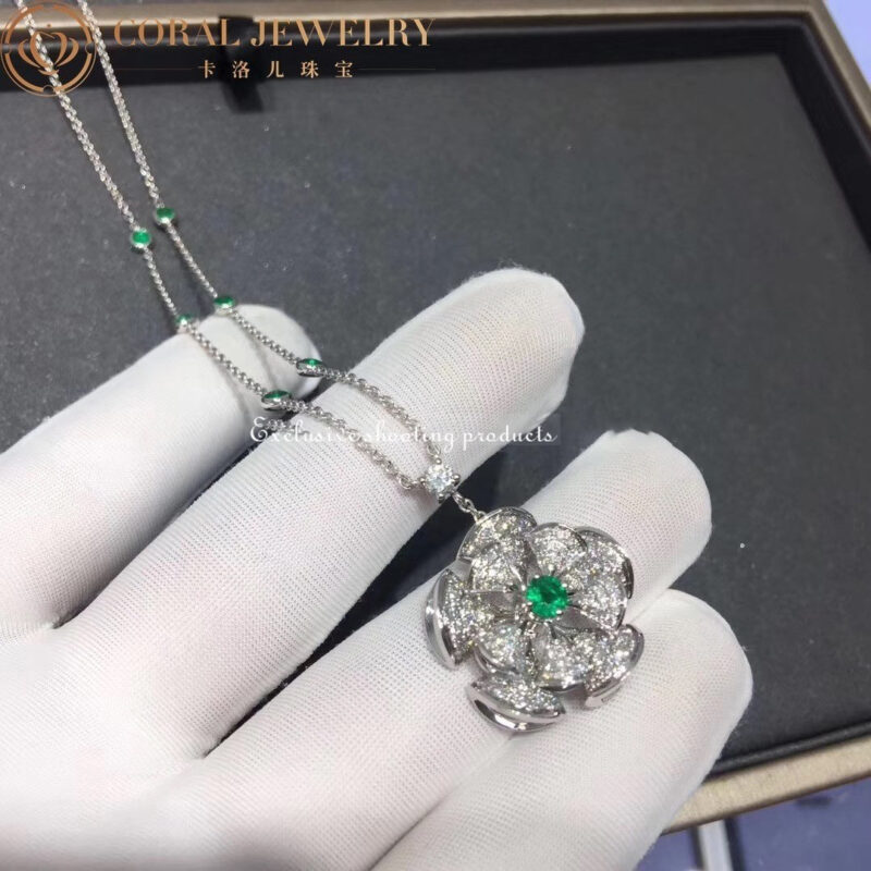 Bulgari Divas’ Dream 352626 Necklace White Gold Set Emeralds and Diamonds 9