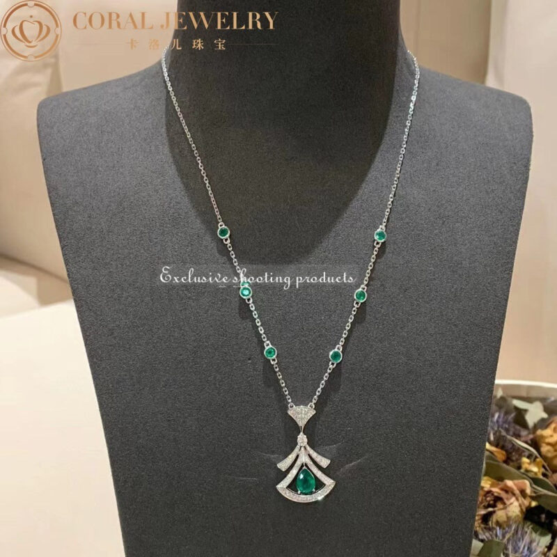 Bulgari Divas’ Dream 356955 Necklace White Gold Set Emeralds and Diamonds 4