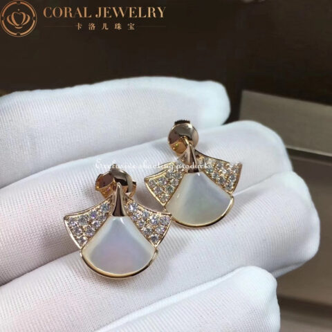 Bulgari Divas’ 350483 Dream small earrings in pink gold diamonds and mother of pearl OR857103 8