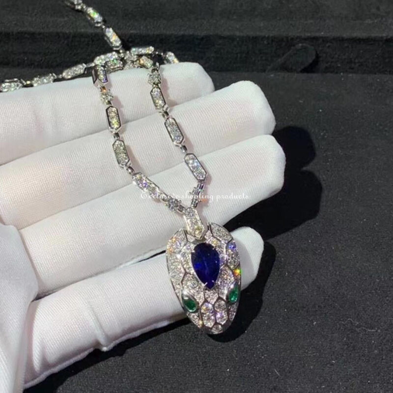 Bulgari Serpenti 355354 18 kt white gold necklace set with a blue sapphire emerald eyes and pavé diamonds 4