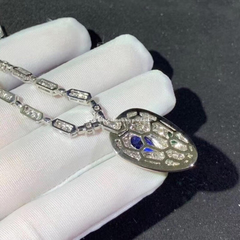 Bulgari Serpenti 355354 18 kt white gold necklace set with a blue sapphire emerald eyes and pavé diamonds 2