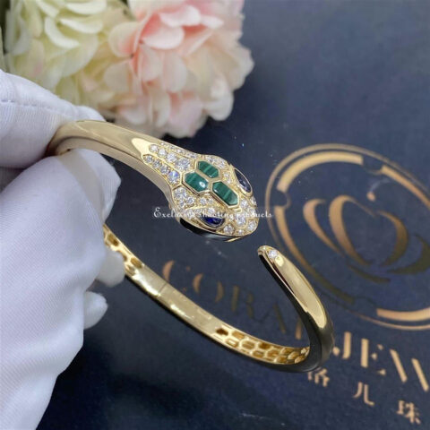 Bulgari 356204-1 Serpenti 18 kt yellow gold bracelet set with blue sapphire eyes malachite elements and pavé diamonds 8