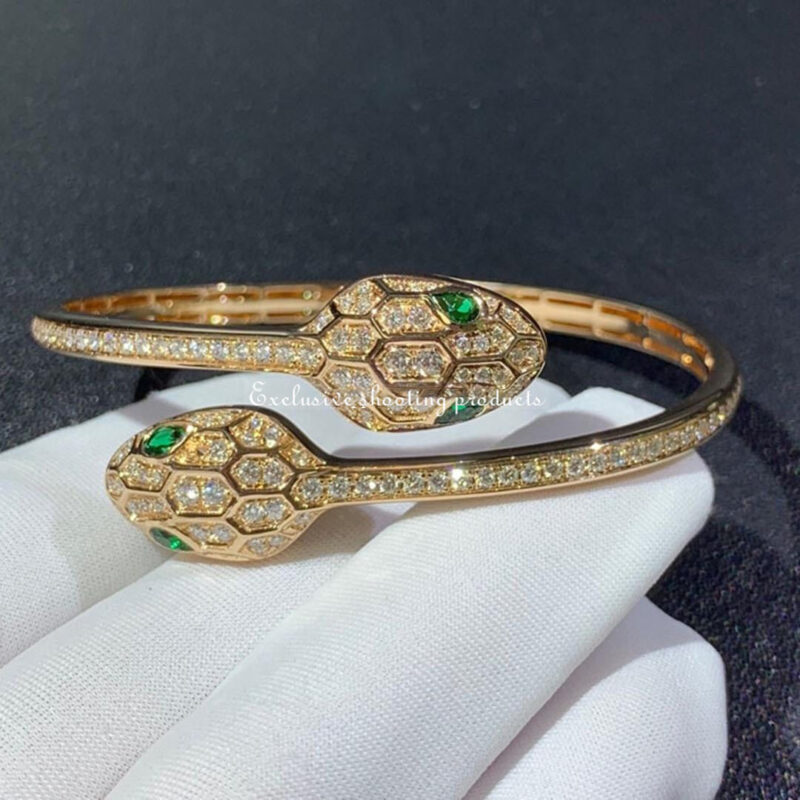 Bulgari 356522-YG Serpenti 18 kt yellow gold bracelet set with emerald eyes and pavé diamonds 5