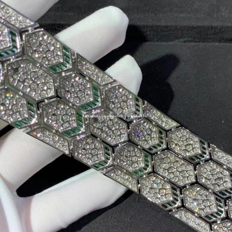 Bulgari Serpenti 353848 bracelet 18kt white gold with emeralds and pavé diamonds 18