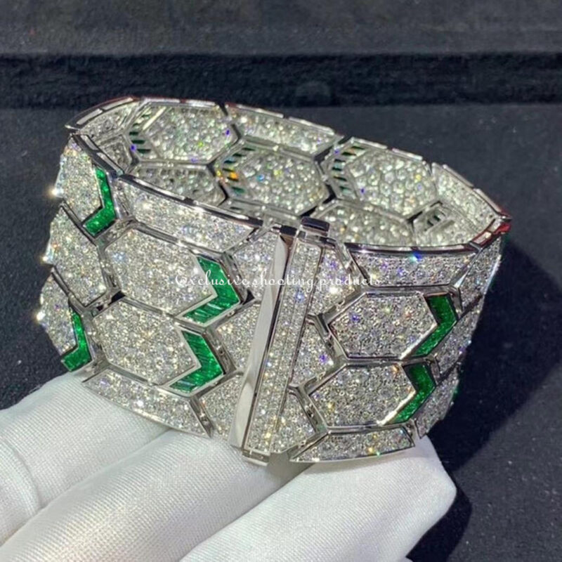 Bulgari Serpenti 353848 bracelet 18kt white gold with emeralds and pavé diamonds 12