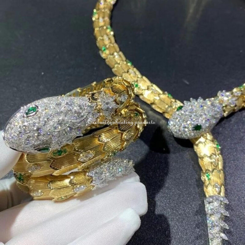 Bulgari Serpenti Gold Bracelet Diamond and Emerald Bracelet 4